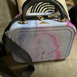 Satchel make up luggage